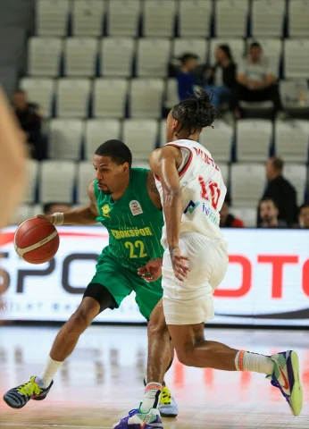 Esenler Erokspor'un Dikkat Çekici Manisa Zaferi