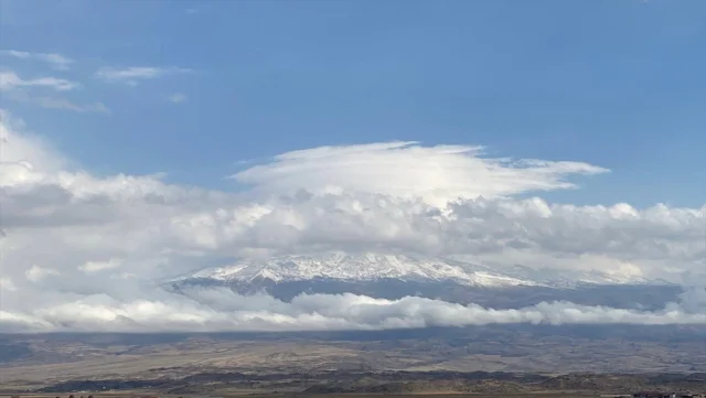 Ağrı Dağı'nda Beyaz Büyü: Kar Manzarası Büyüledi