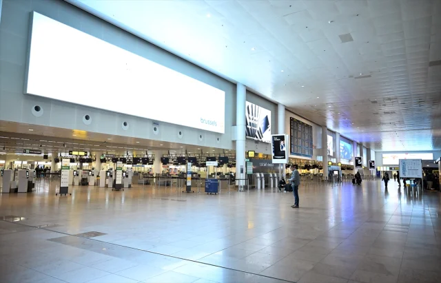 Belçika'da Grev Kasırgası Her Şeyi Durdurdu