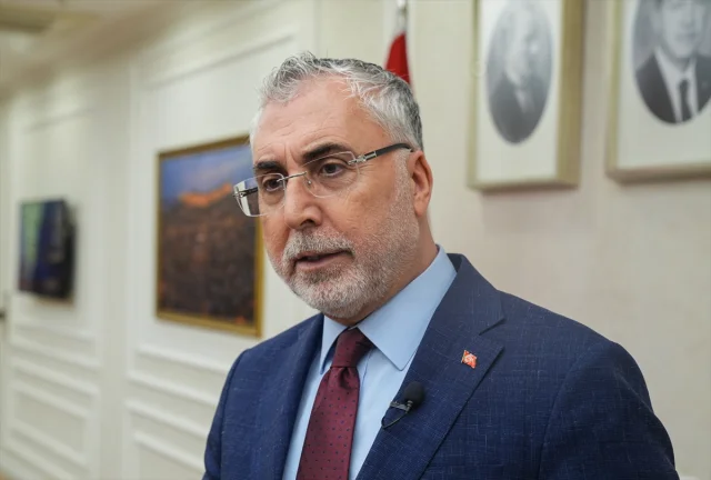 İŞKUR Gençlik Programı'nda 1 Milyon Gence Yenilikçi Fırsatla...