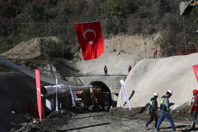 Hatay'da yeni atık su tüneli şehri değiştirecek