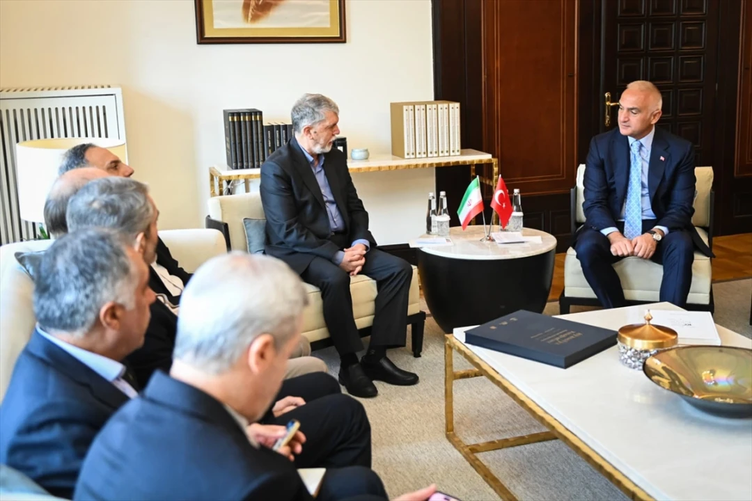 Türkiye ve İran Arasındaki Kültürel İş Birliği Gelişiyor