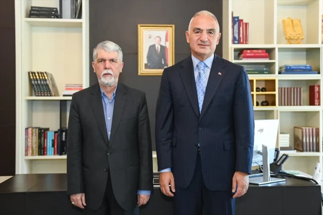 Türkiye ve İran Arasındaki Kültürel İş Birliği Gelişiyor