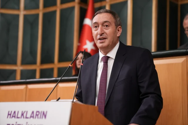 DEM Parti Lideri Tuncer Bakırhan TBMM'de Kritik Mesajlar Verdi