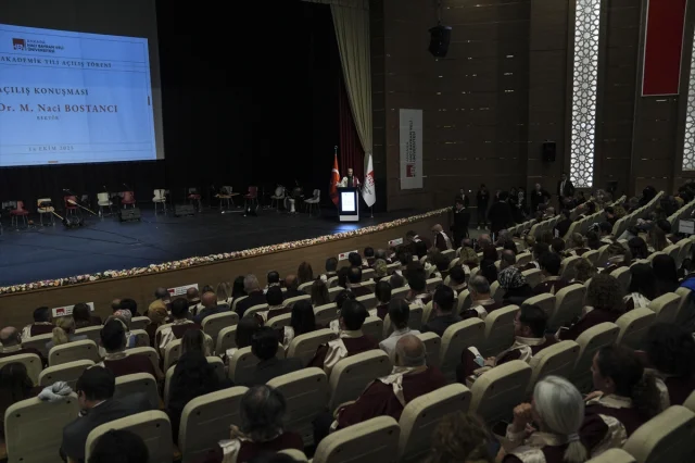 Ankara Hacı Bayram Veli Üniversitesi'nde Yeni Akademik Yıl Coşkusu