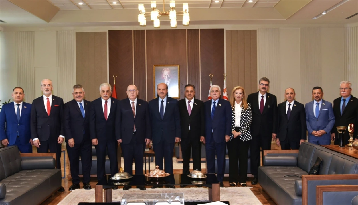 KKTC'den Güçlü Diplomatik Adım: Tatar, Üç Ülkenin Dostluk Gruplarını Ağırladı
