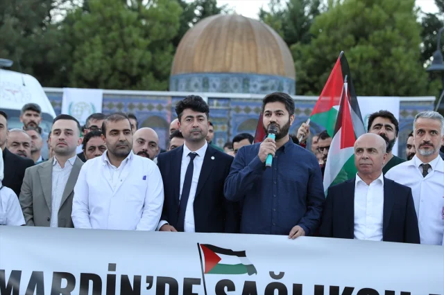 Mardin'de Gazze İçin Sağlıkçılardan Dikkat Çeken Destek