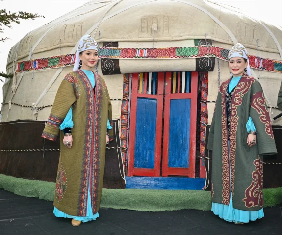 Kazak Yurt Çadırı Ankara'da Büyüleyici Törenle Açıldı