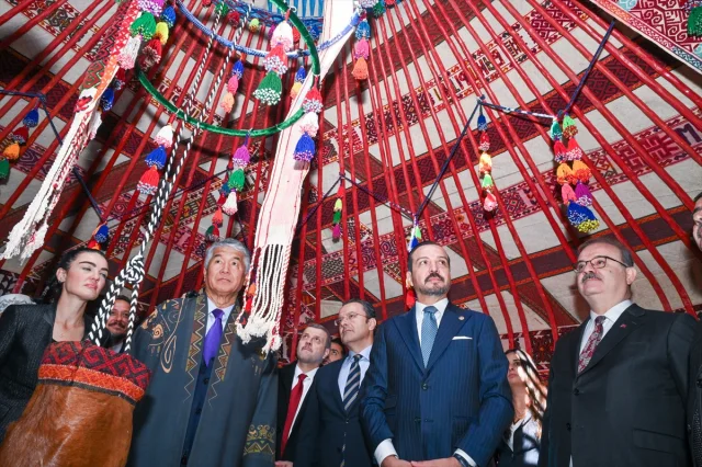 Kazak Yurt Çadırı Ankara'da Büyüleyici Törenle Açıldı