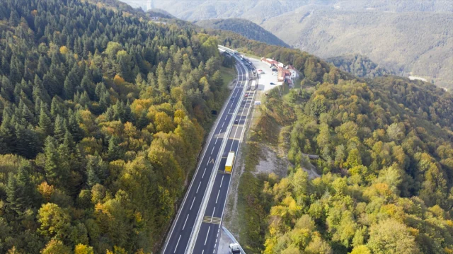 Bolu Dağı'nı Geçerken Sonbaharın Büyüsüne Kapılmaya Hazır Olun