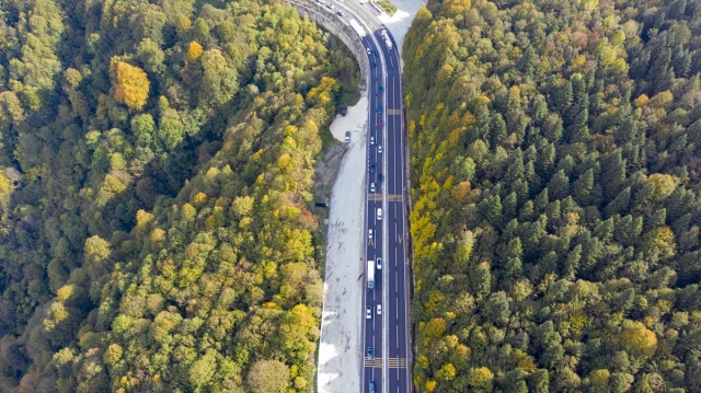 Bolu Dağı'nı Geçerken Sonbaharın Büyüsüne Kapılmaya Hazır Olun
