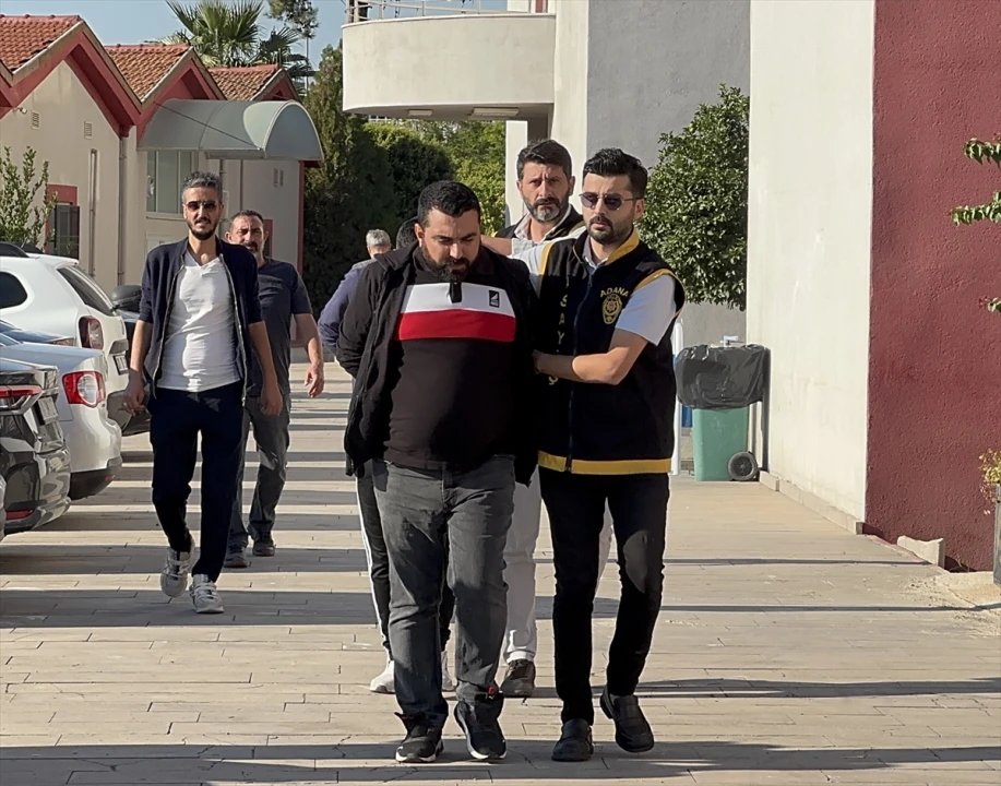 Adana'da Sokakta Yaşanan Şok Edici Cinayet