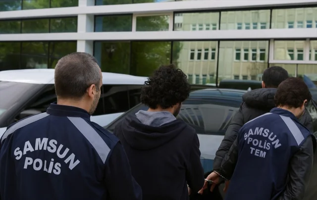 FETÖ'nün Gizli Yapılanmasına Darbe: Samsun Merkezli Operasyo...
