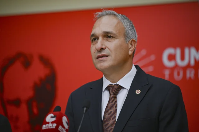 Suat Özçağdaş: Zorunlu Eğitim Türkiye'nin Geleceği İçin Kritik