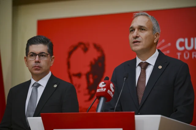 Suat Özçağdaş: Zorunlu Eğitim Türkiye'nin Geleceği İçin Kritik