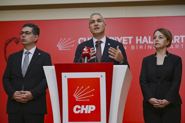 Suat Özçağdaş: Zorunlu Eğitim Türkiye'nin Geleceği İçin Kritik
