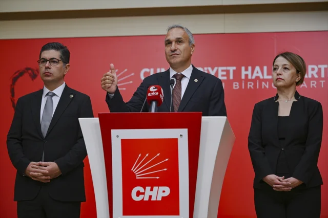 Suat Özçağdaş: Zorunlu Eğitim Türkiye'nin Geleceği İçin Kritik