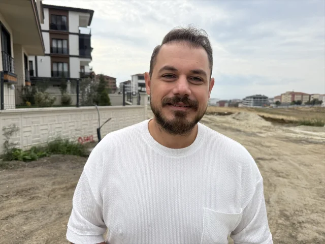 Tekirdağ'ın Çılgın Davulcusu Yollar İçin Sahne Aldı