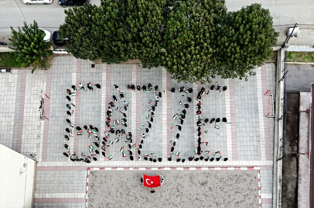 Samsunlu Öğrencilerden Gazze İçin Duygusal Koreografi