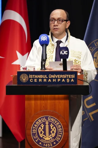 Vali Davut Gül İstanbul Üniversitesi-Cerrahpaşa'da Gazze Sergisi Açılışına Katıldı