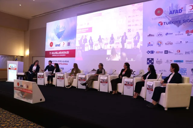 Elazığ'da Küresel Afet Direnç Kongresi Tamamlandı: Sıradışı Anlar ve Detaylar