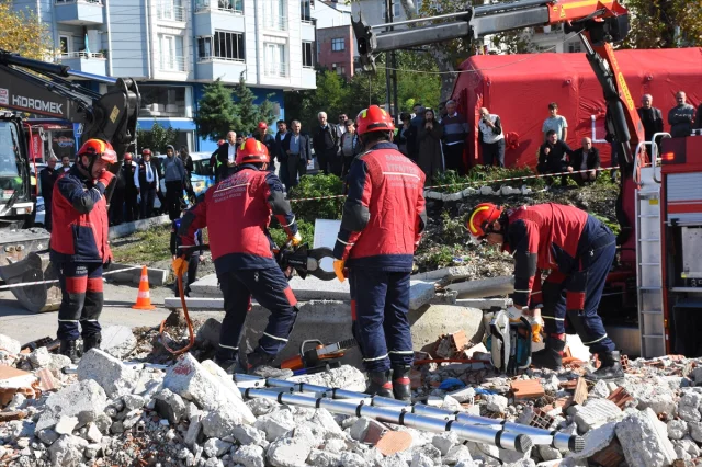 Samsun'da Gerçekçi Deprem Tatbikatı Göz Kamaştırdı