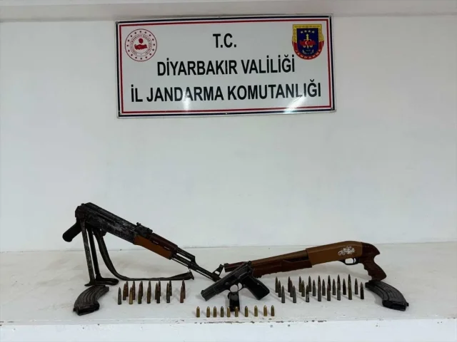 Diyarbakır'da Nefes Kesen Operasyonla Firari Yakalandı