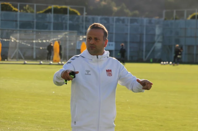 Sivasspor Play-off Mücadelesinde Hedef Büyüttü
