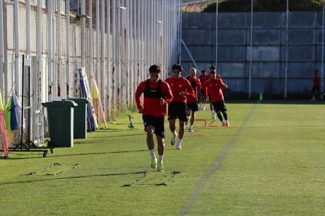 Sivasspor Play-off Mücadelesinde Hedef Büyüttü