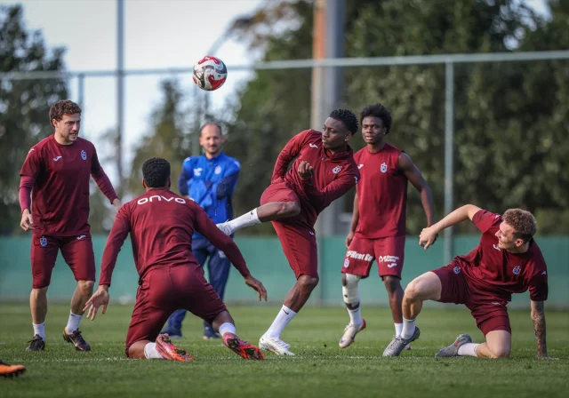 Trabzonspor'un Zirve Yolculuğunda Kritik Rizespor Mücadelesi