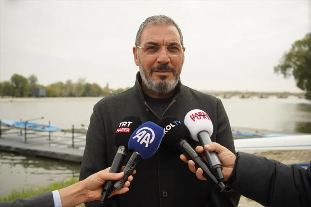 Meriç Nehri Kürek Tutkunlarını Nasıl Cezbediyor?