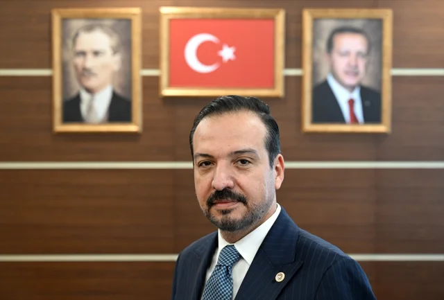Türk Soylu Yabancıların Çalışma Koşullarında Yeni Dönem Başlıyor
