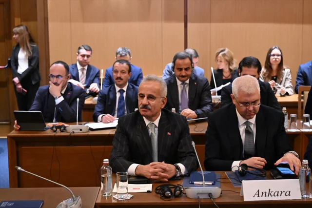 Bakan Uraloğlu'ndan Güneydoğu Avrupa'da Stratejik Ulaştırma Vurgusu
