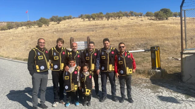 Erzurum'un tarihi tabyalarından 30 ülkeye telsizle seslendiler