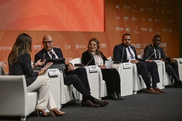 Türkiye ve Afrika Arasındaki Tekstil İşbirliğinin Geleceği Parlıyor