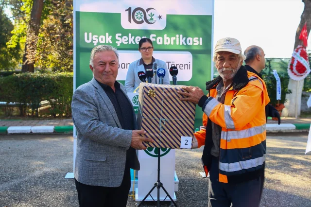 100 Yıllık Gelenek: Nuri Şeker Uşak Şeker Fabrikası'nda Coşkulu Yeni Sezon