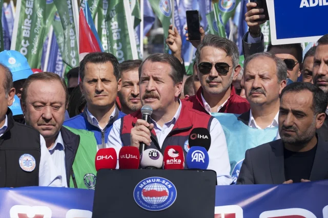 Memur-Sen TBMM Önünde Zam Talebiyle Ses Getirdi