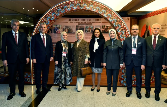 Emine Erdoğan'dan Kadın Liderliğine İlham Verici Mesaj