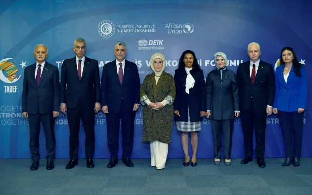 Emine Erdoğan'dan Kadın Liderliğine İlham Verici Mesaj
