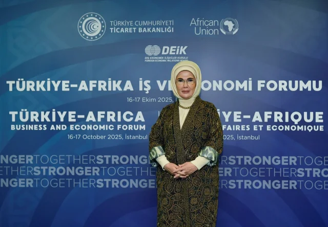 Emine Erdoğan'dan Kadın Liderliğine İlham Verici Mesaj