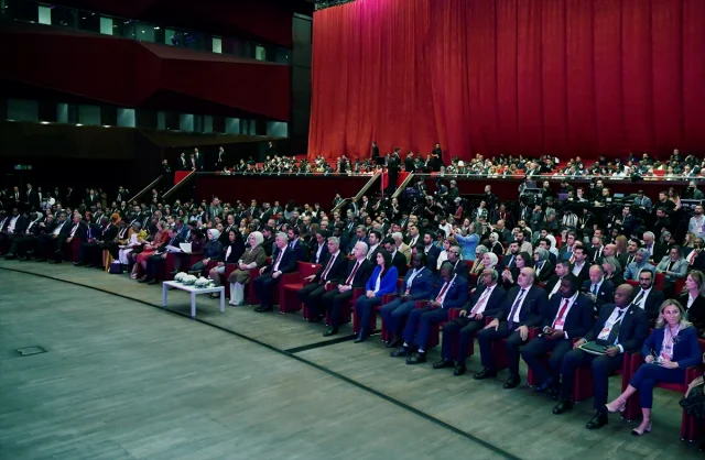 Emine Erdoğan'dan Kadın Liderliğine İlham Verici Mesaj