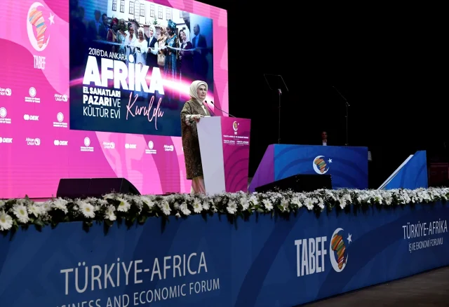 Emine Erdoğan'dan Kadın Liderliğine İlham Verici Mesaj