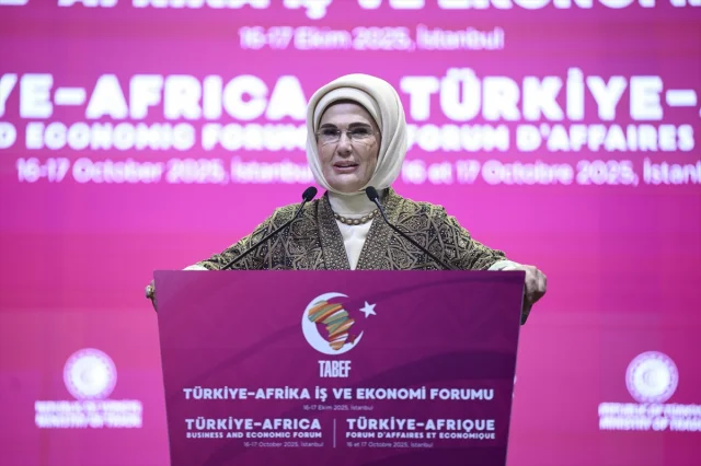 Emine Erdoğan'dan Kadın Liderliğine İlham Verici Mesaj