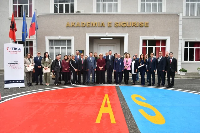 Türk Polisinden Arnavut Meslektaşlarına İnsan Kaynakları Eğitimi