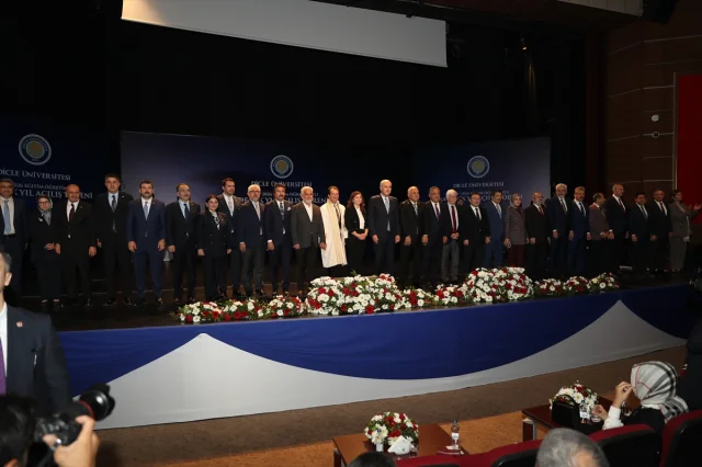 TBMM Başkanı Kurtulmuş Diyarbakır'dan Dünyaya Seslendi