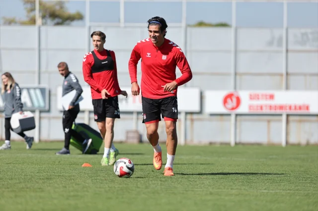 Sivasspor'un Kritik Maç Öncesi Hazırlıkları Sürüyor