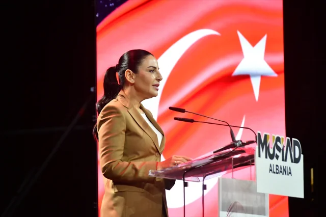 Arnavutluk-Türkiye Yatırım Zirvesi Geleceğin Ekonomi Köprülerini Kuruyor