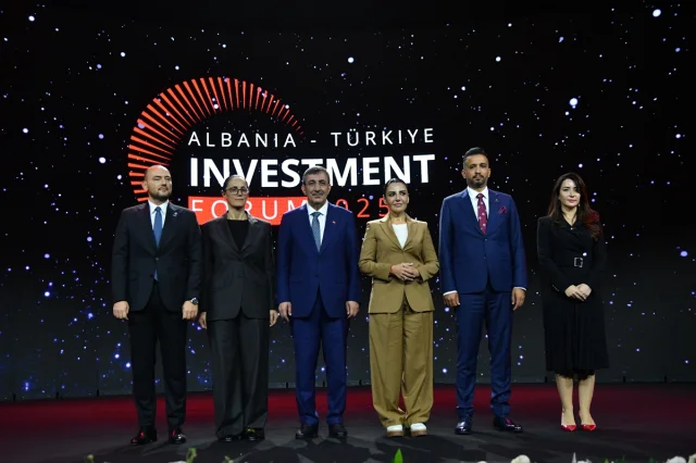 Arnavutluk-Türkiye Yatırım Zirvesi Geleceğin Ekonomi Köprülerini Kuruyor