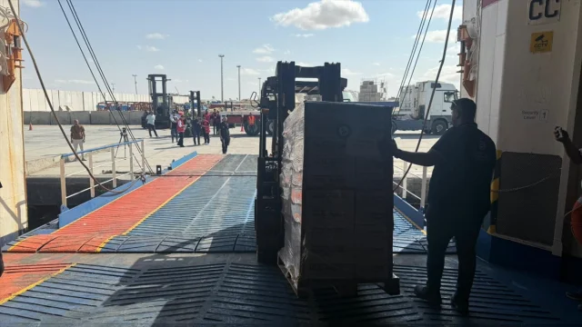 Mısır'a Ulaşan 17. İyilik Gemisi Ne Taşıyor?