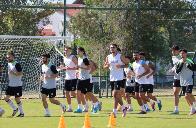 Serikspor'un Amed Maçı Öncesi Çalışmalarında Sürpriz Detayla...